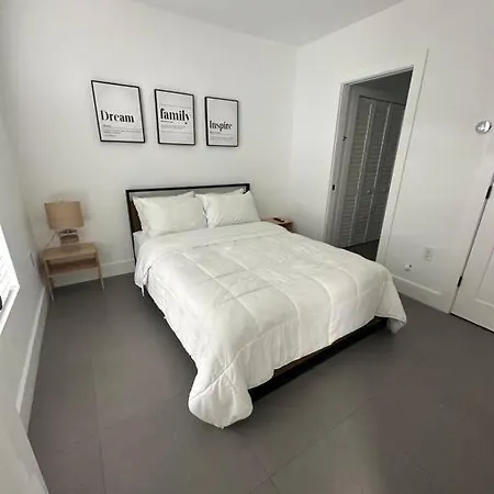 Charming House At Miami'S Heart Villa